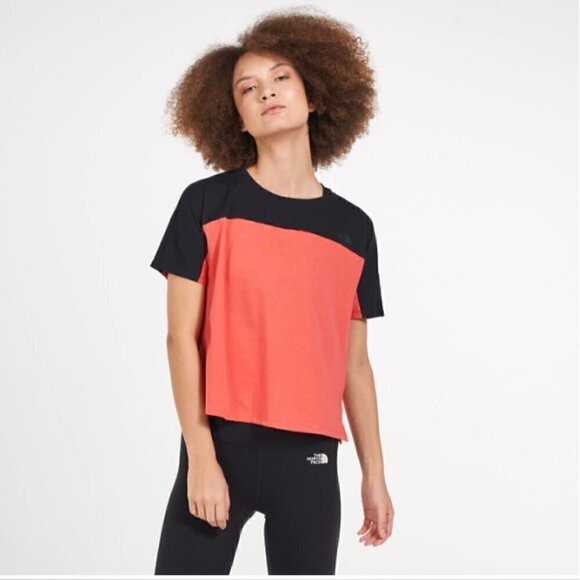 The North Face Women's North Dome Crop T-Shirt Size Small - Picture 1 of 10